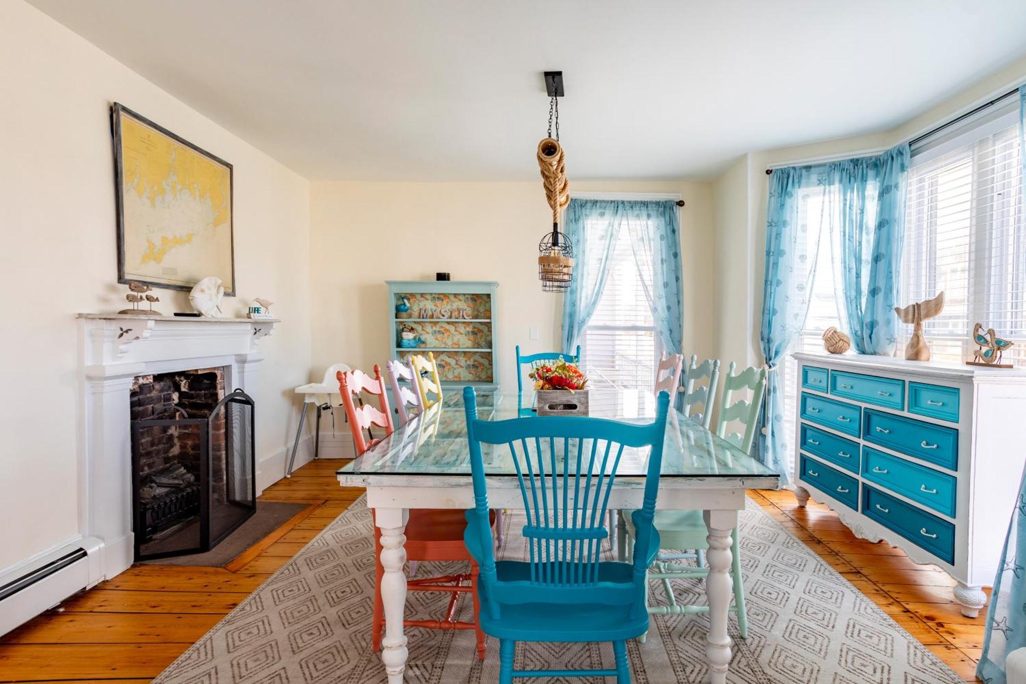 Sunny, Historic 3 Bedroom Townhouse In Downtown Mystic Stonington Εξωτερικό φωτογραφία