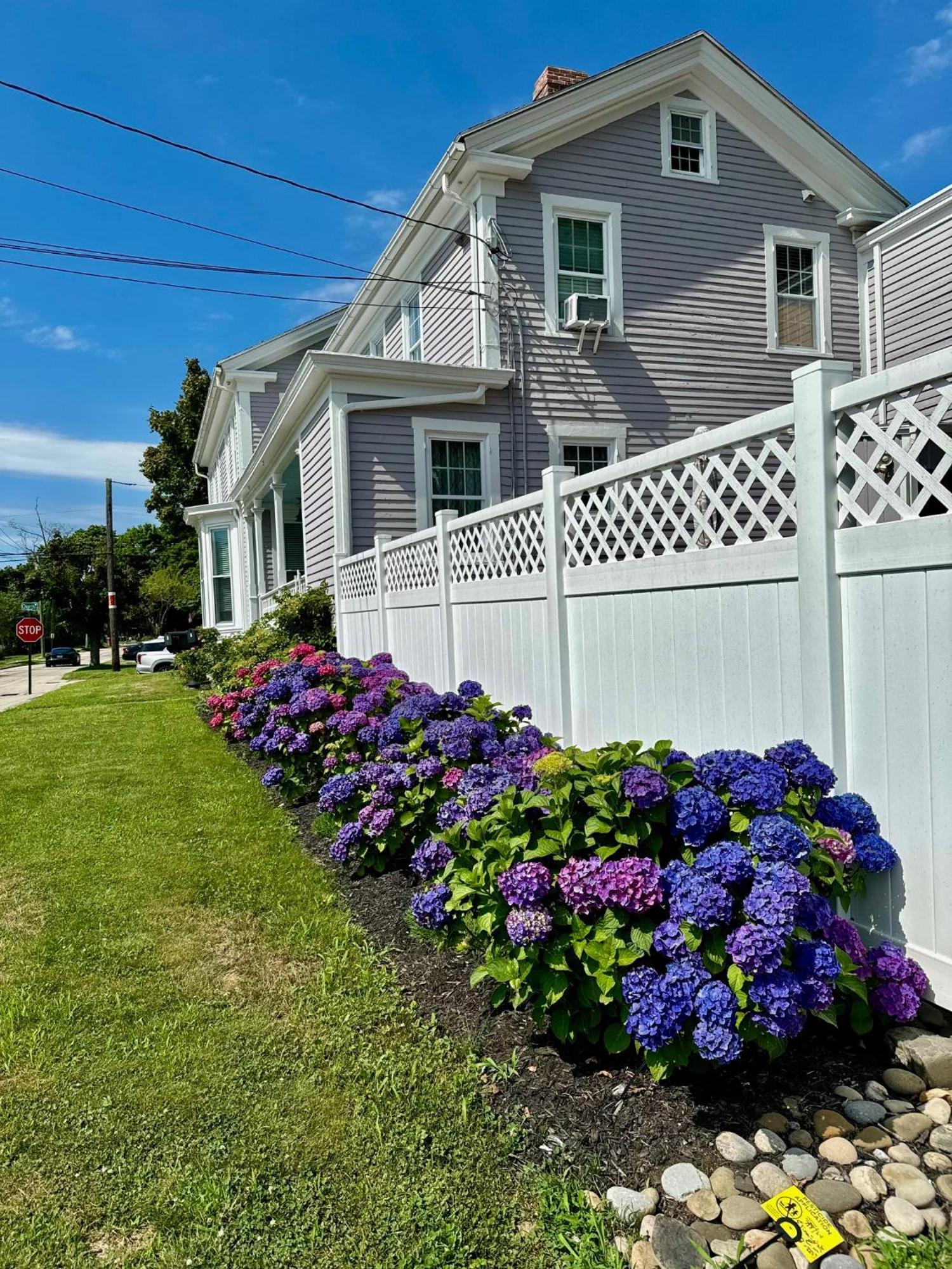 Sunny, Historic 3 Bedroom Townhouse In Downtown Mystic Stonington Εξωτερικό φωτογραφία